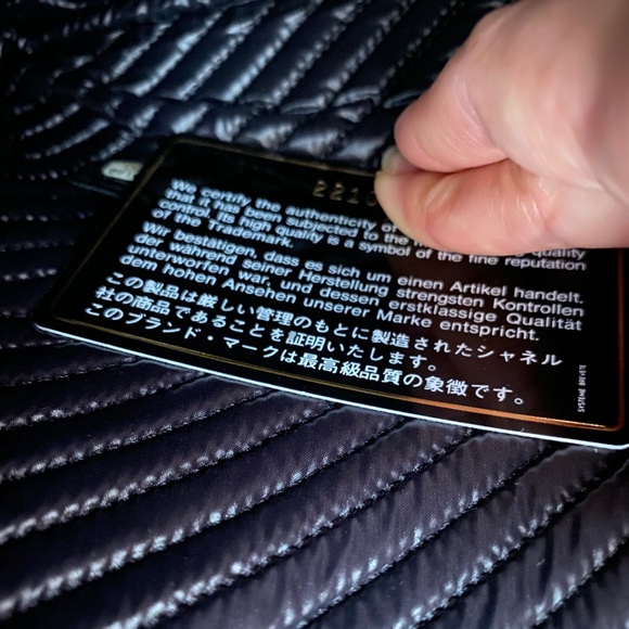 Authentic CHANEL Medium Chevron Boy O Case - Picture 9 of 11